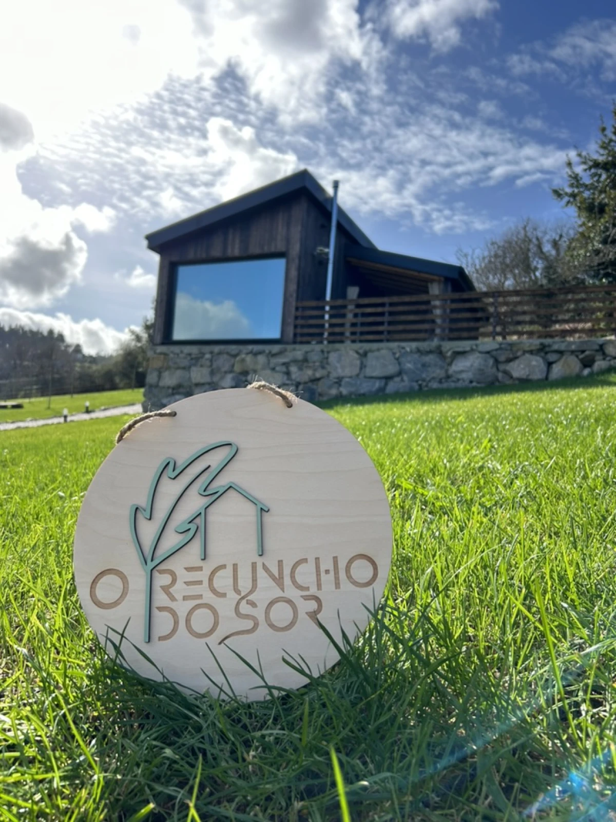 `Imagen 0 de Escapada en San Valentin en una Cabaña de madera con jacuzzi  en Galicia