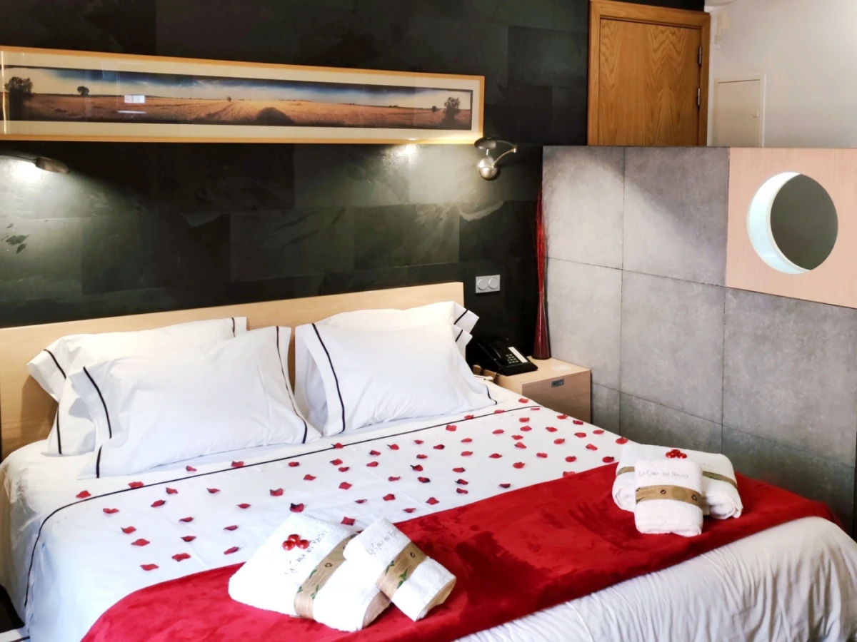 `Imagen 0 de Escapada Romántica y SPA