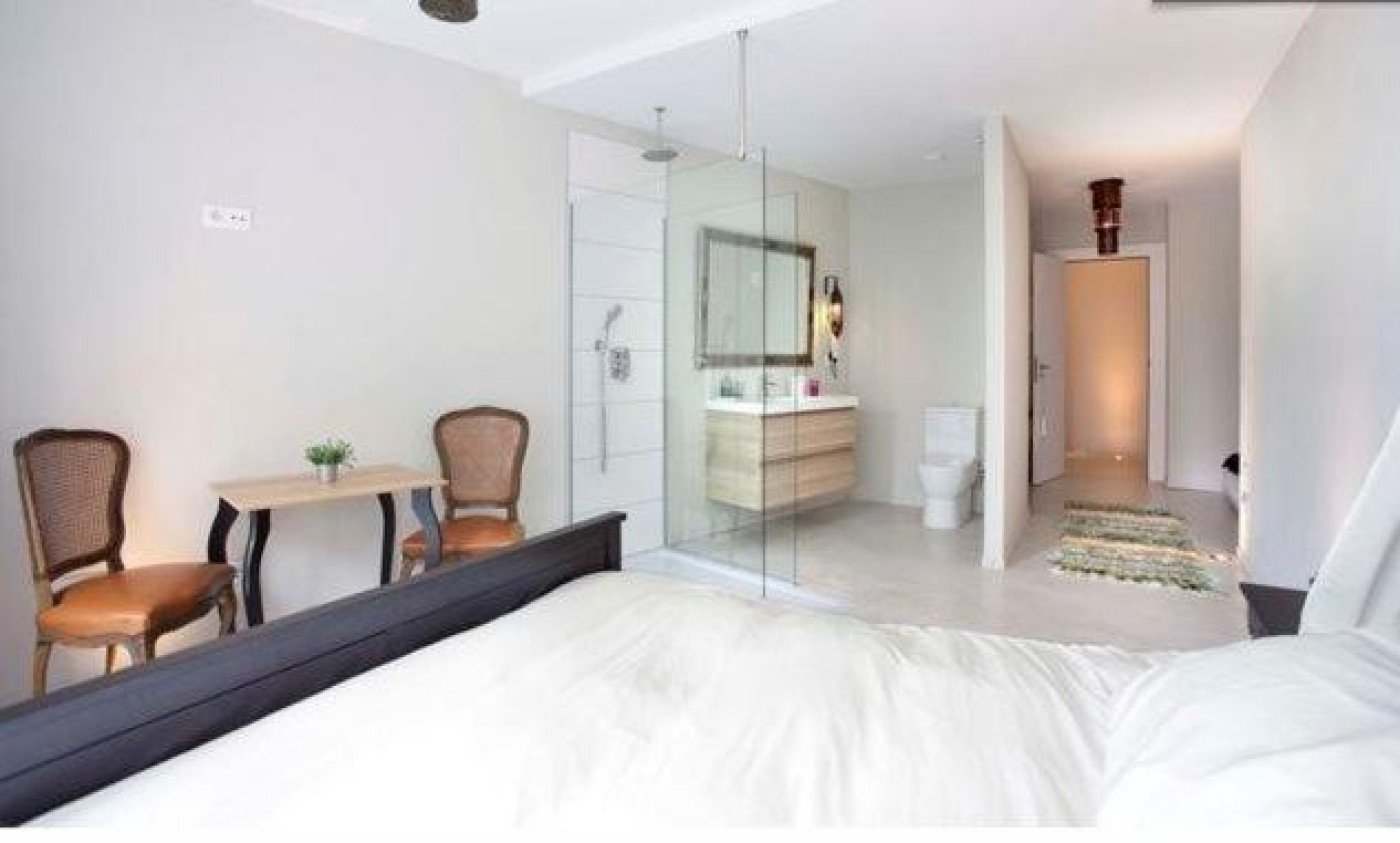 Imagen 33 de Les Suites