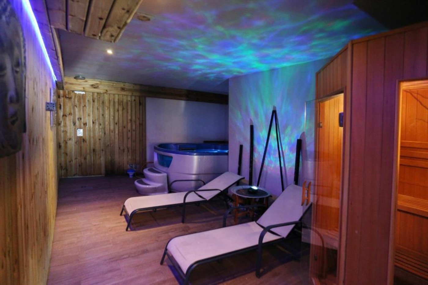 Imagen 42 de Les Suites