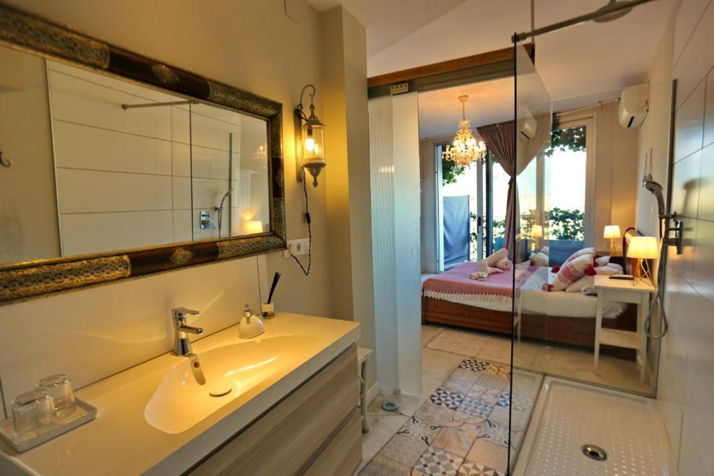 Imagen 6 de Les Suites