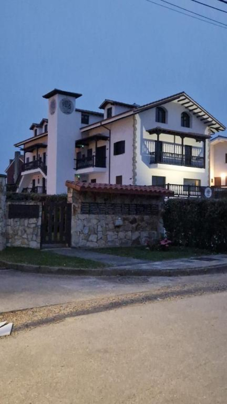 Imagen 2 de Apartamentos Puerto de Comillas