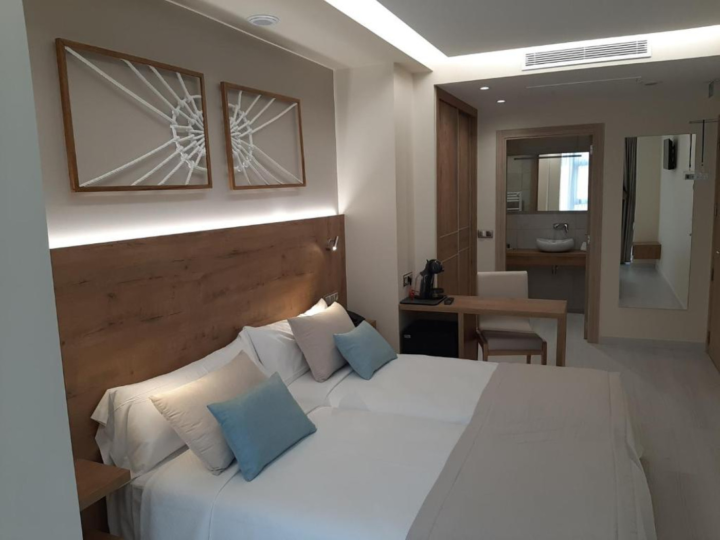 Imagen 10 de O Naútico Laxe