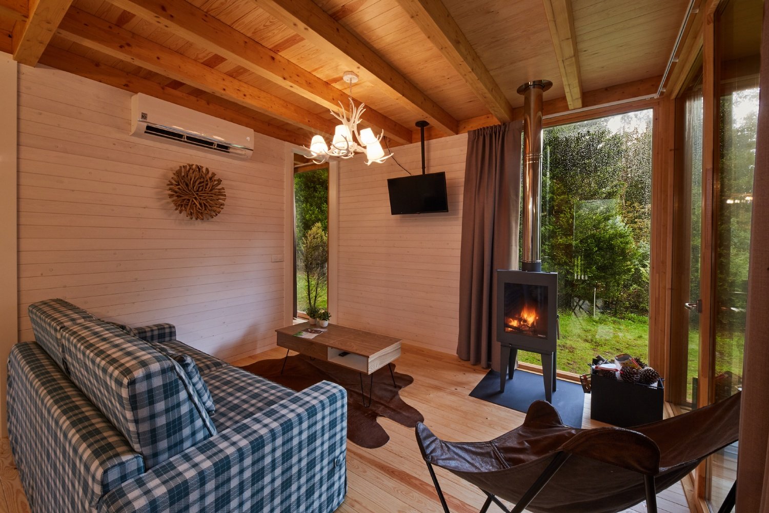 Imagen de la habitación Cabaña entre los árboles con jacuzzi para 2-6 personas