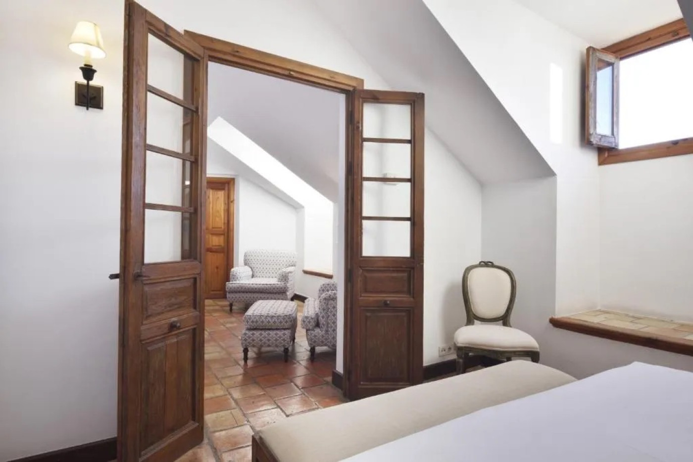 Imagen de la habitación HABITACIÓN DELUXE CON SALÓN