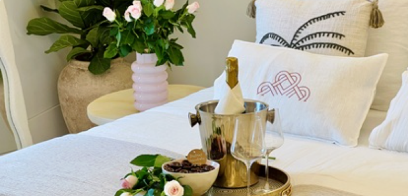 Imagen de Besos & Brindis