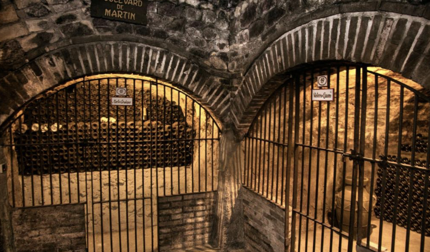 Imagen de Visita a la bodega, cata y comida