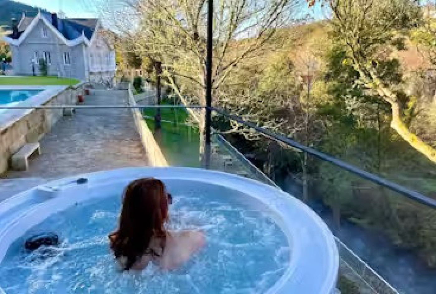 Imagen del servicio Acceso al Jacuzzi Exterior